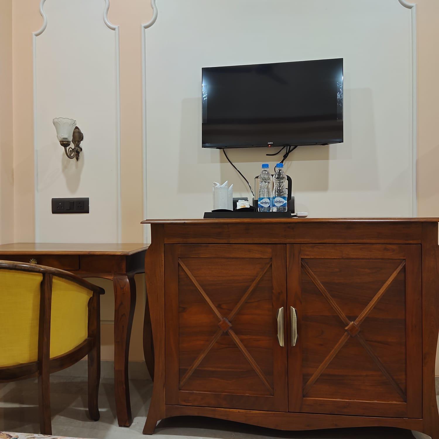 The Taj Vista Agra- Walking Distance To Taj Mahal Hotel อัครา ภายนอก รูปภาพ